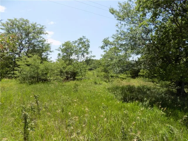$399,500 | 230 Rock Creek Road, Quenemo, KS 66528
