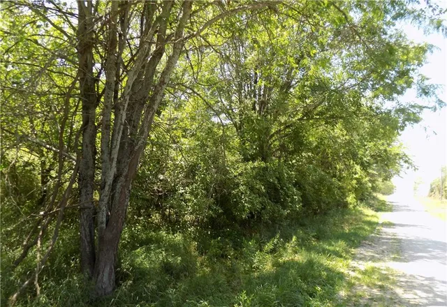 $399,500 | 230 Rock Creek Road, Quenemo, KS 66528