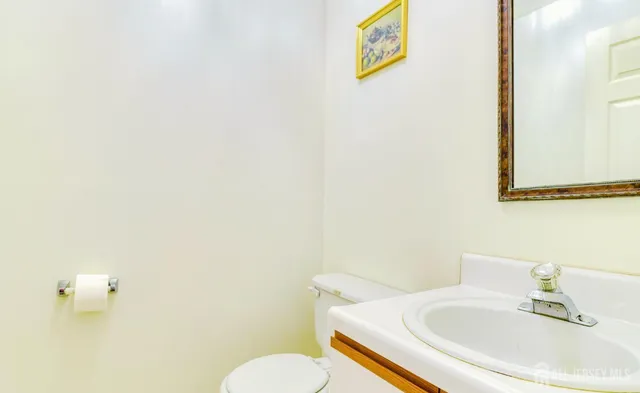 $2,700 | 226 Bexley Lane, Piscataway, NJ 08854