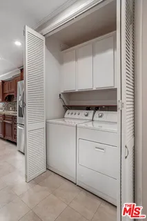 $1,300,000 | 11808 Dorothy Street, Unit 206, Los Angeles, CA 90049