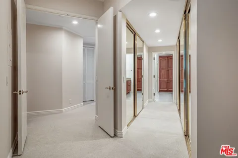 $1,300,000 | 11808 Dorothy Street, Unit 206, Los Angeles, CA 90049