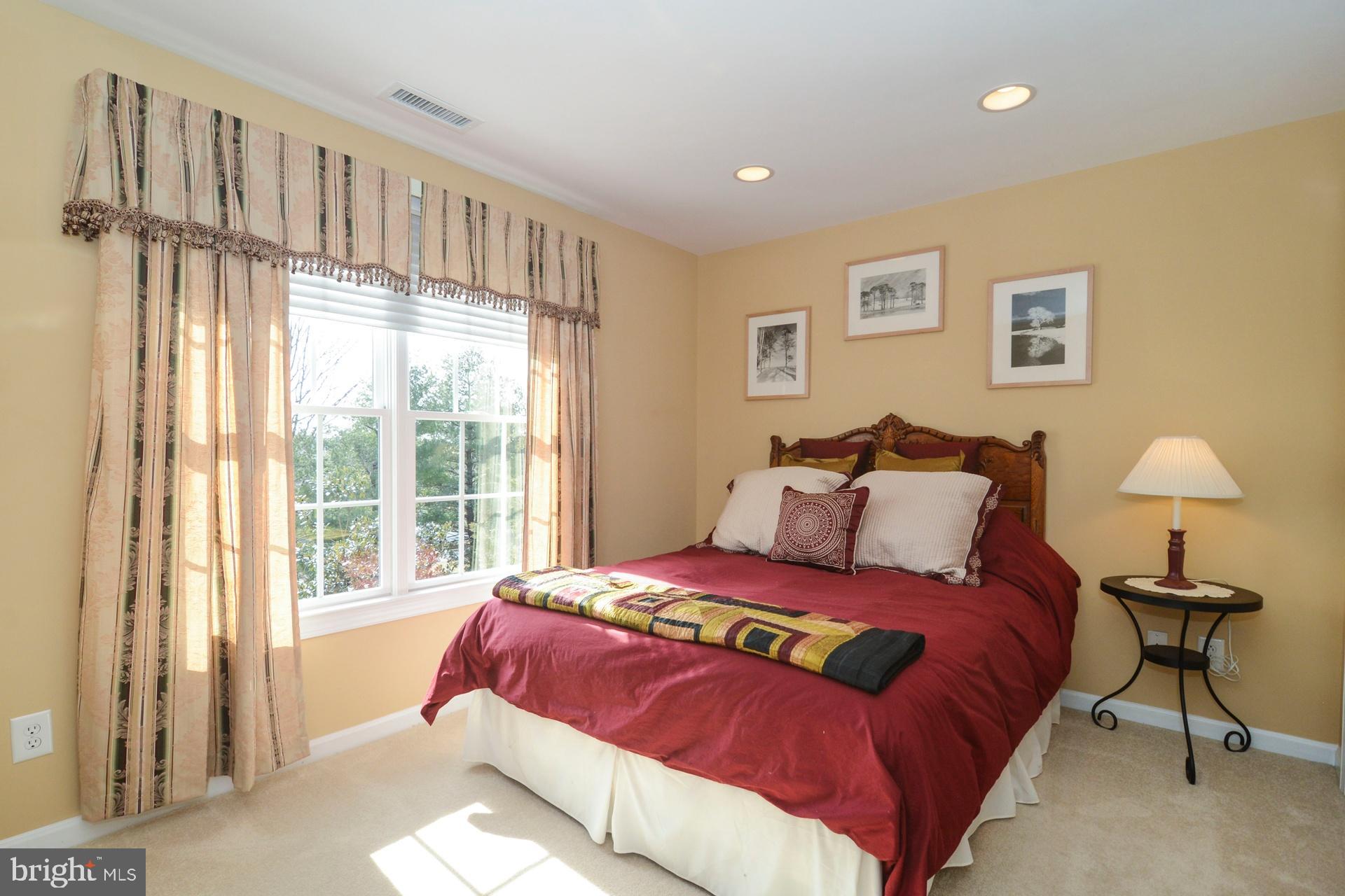 4 Hansel Road Newtown, PA 18940 - Photo 31 of 54 Bedroom 3 with private access to Hall Bath