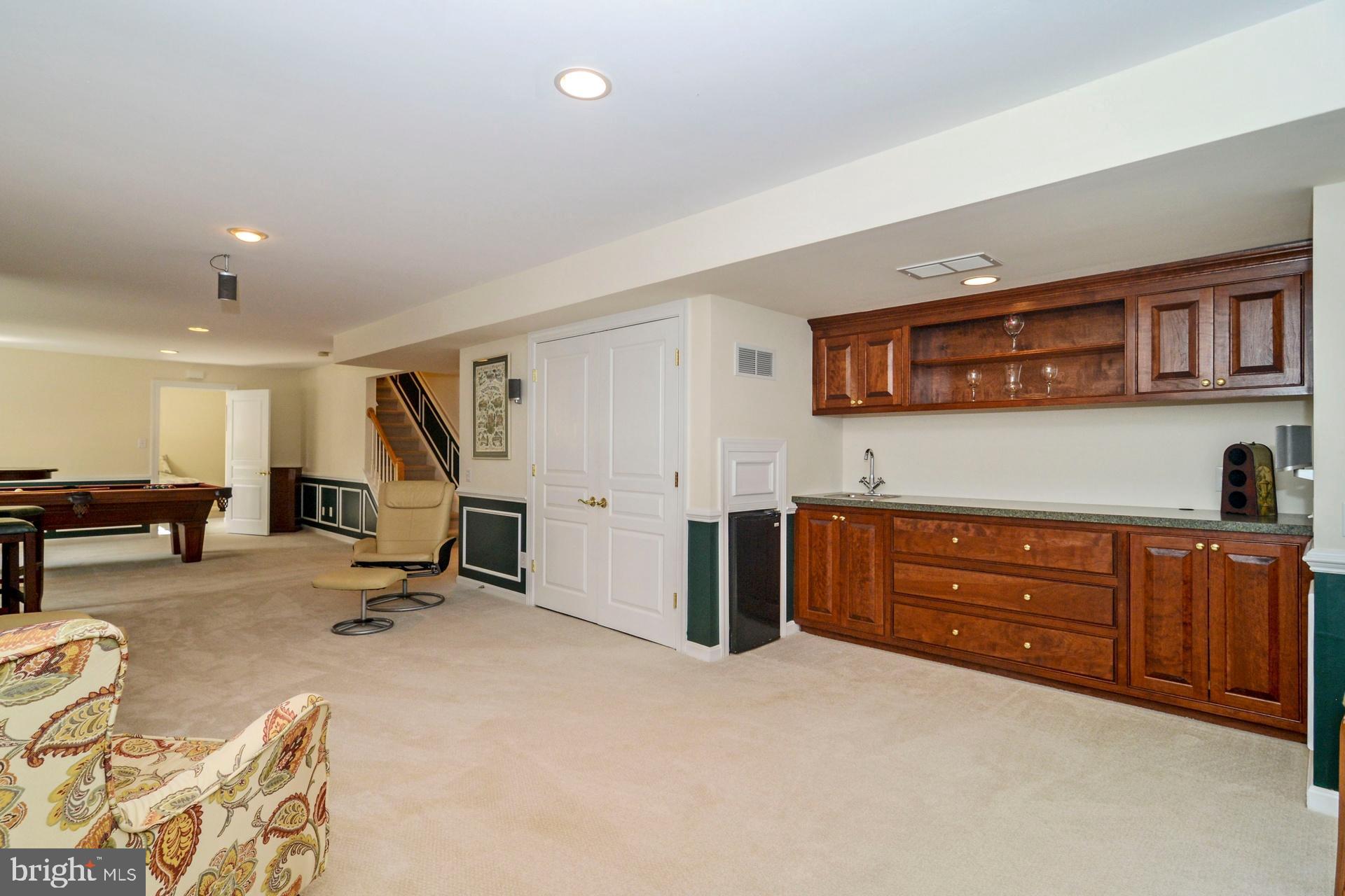 4 Hansel Road Newtown, PA 18940 - Photo 38 of 54 Lower Level Wet Bar and Cabinetry