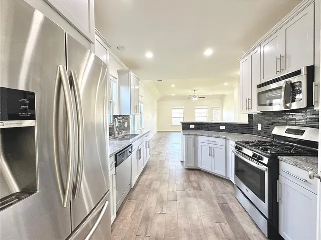 $2,600 | 18831 Providence Valley Trail, Richmond, TX 77407