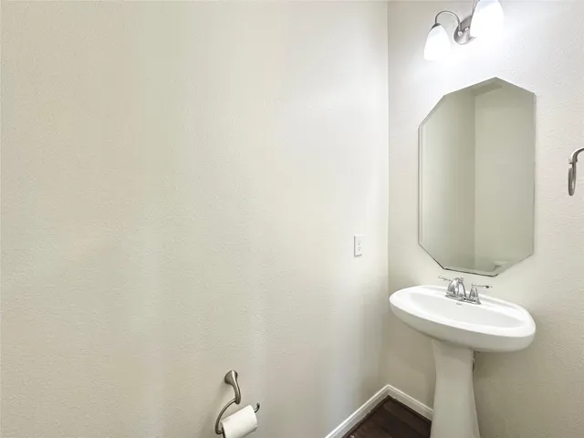 $2,600 | 18831 Providence Valley Trail, Richmond, TX 77407