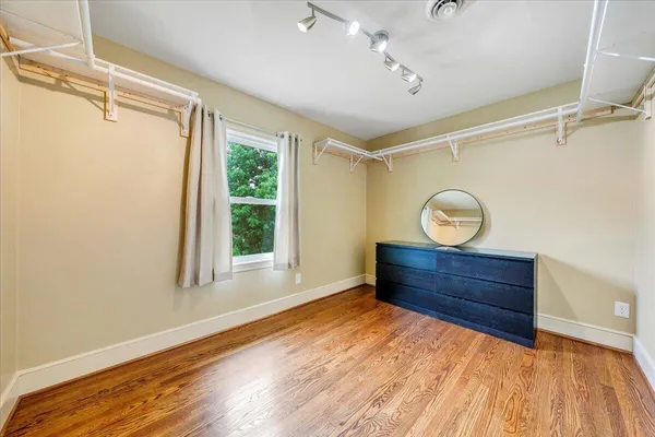$439,900 | 1730 Wilbur Road Southwest, Roanoke, VA 24015