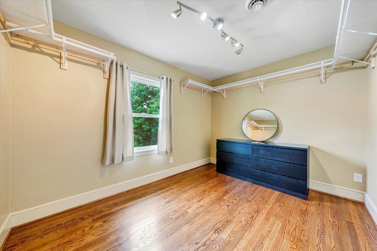 1730 Wilbur Road Southwest Roanoke, VA 24015 - Photo 13 of 30 22-MIB00492