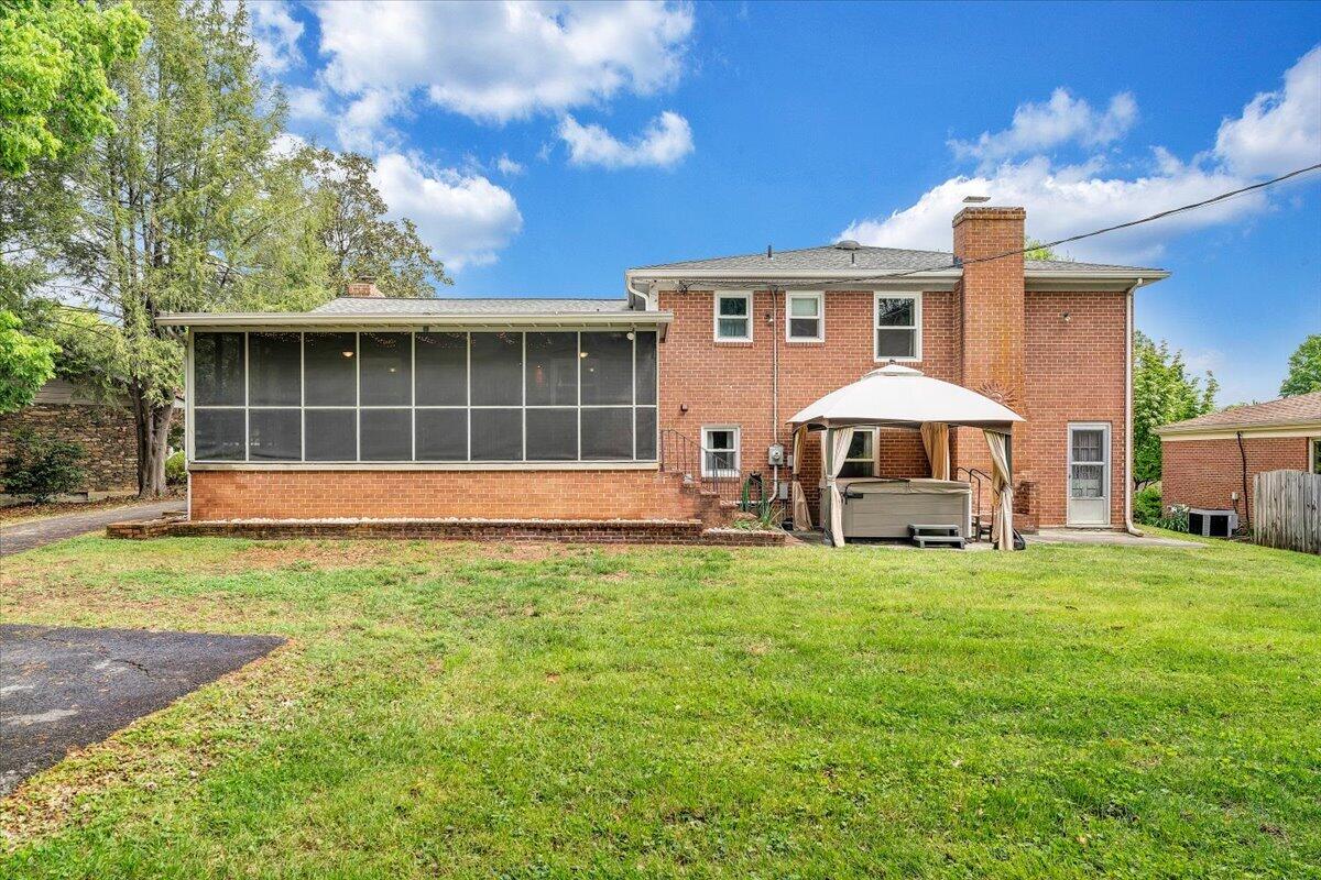 1730 Wilbur Road Southwest Roanoke, VA 24015 - Photo 28 of 30 48-MIB00528