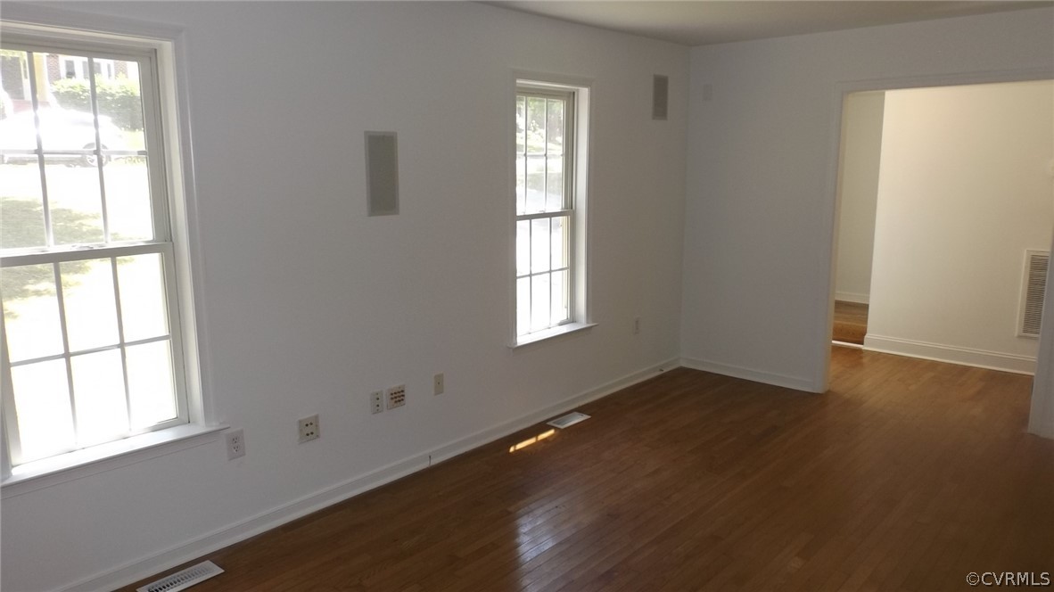 4712 Rockfield Road North Chesterfield, VA 23237 - Photo 3 of 33