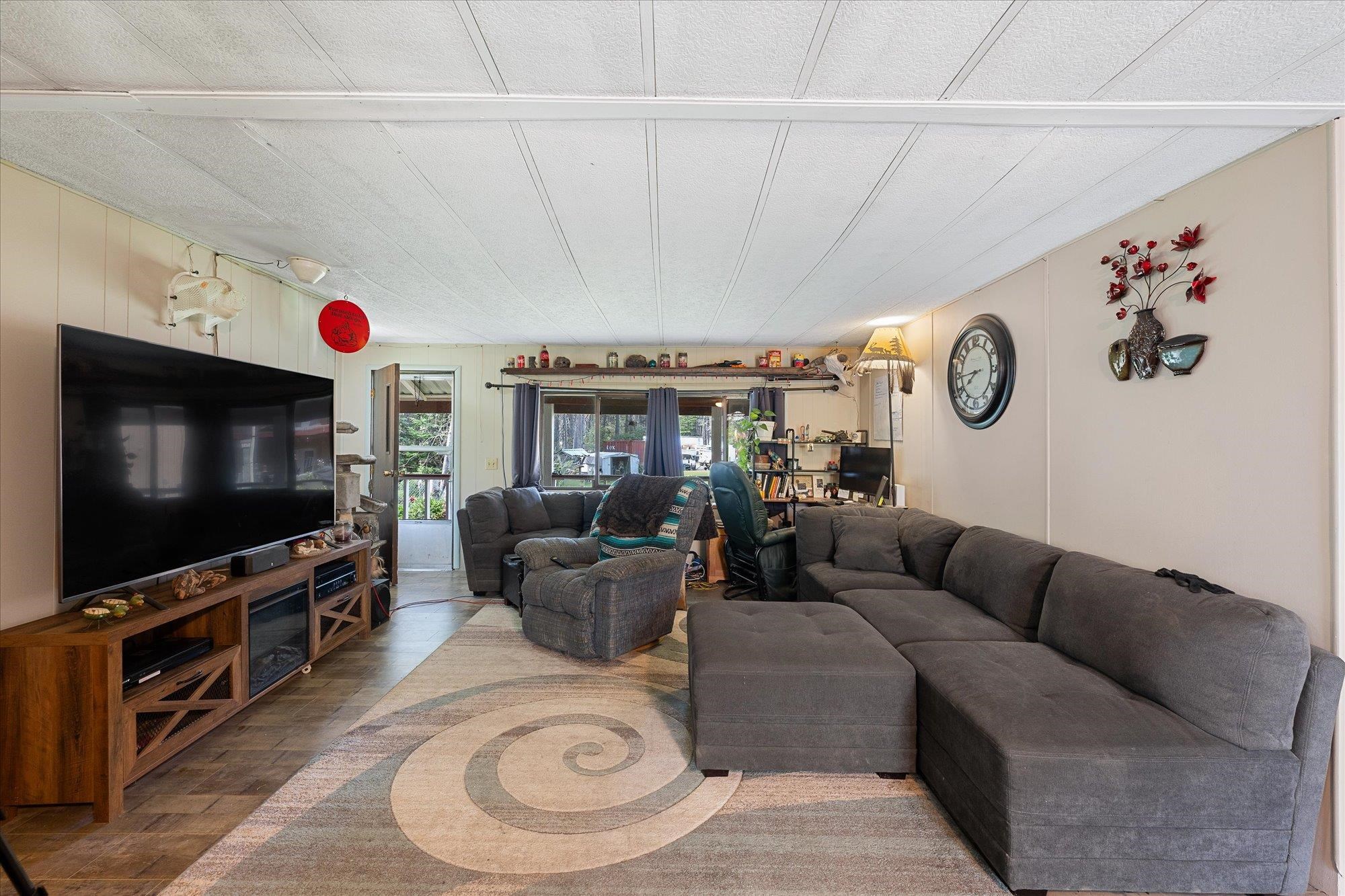 4226 Springdale Hunters Road, Unit SUITE A & SUITE B Springdale, WA 99173 - Photo 4 of 36
