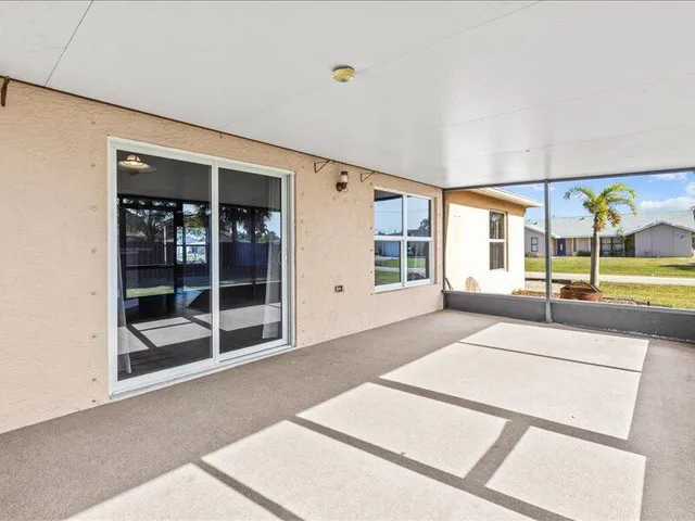 $415,000 | 2382 Southeast Melaleuca Boulevard, Port St. Lucie, FL 34952