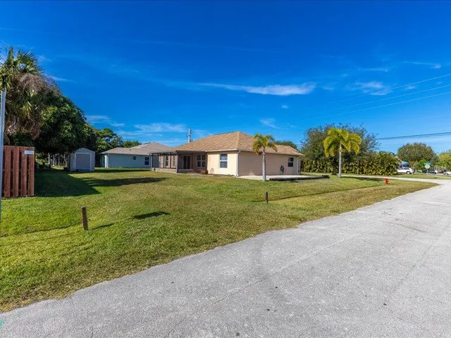 $415,000 | 2382 Southeast Melaleuca Boulevard, Port St. Lucie, FL 34952