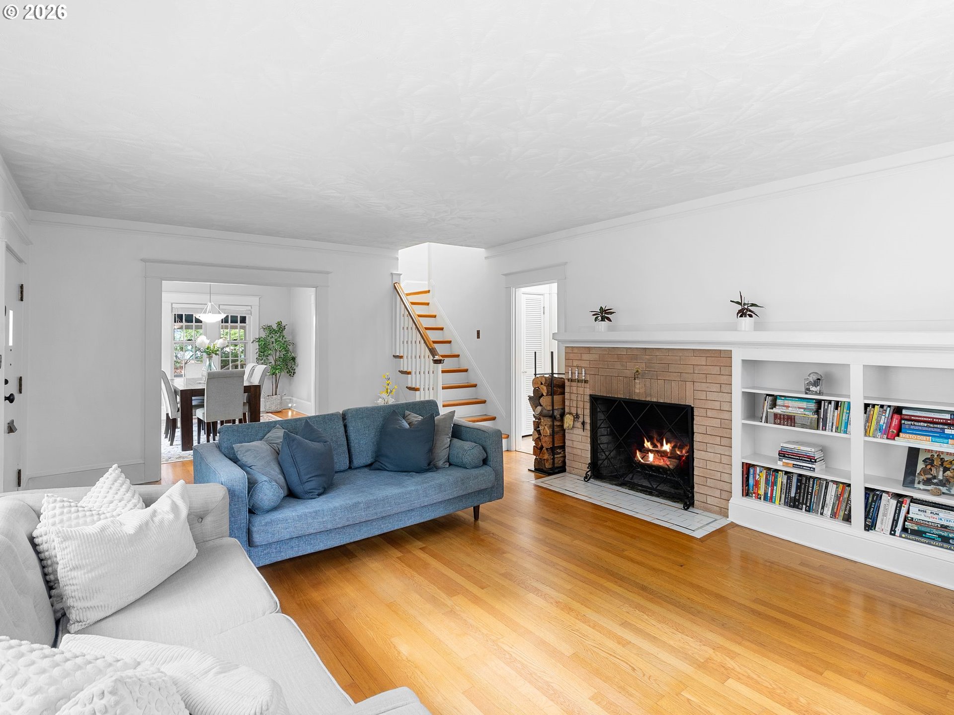 7100 Southwest Brier Place Portland, OR 97239 - Photo 4 of 45