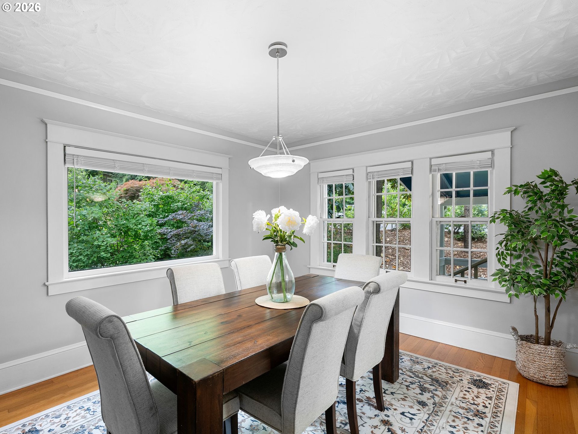 7100 Southwest Brier Place Portland, OR 97239 - Photo 5 of 45