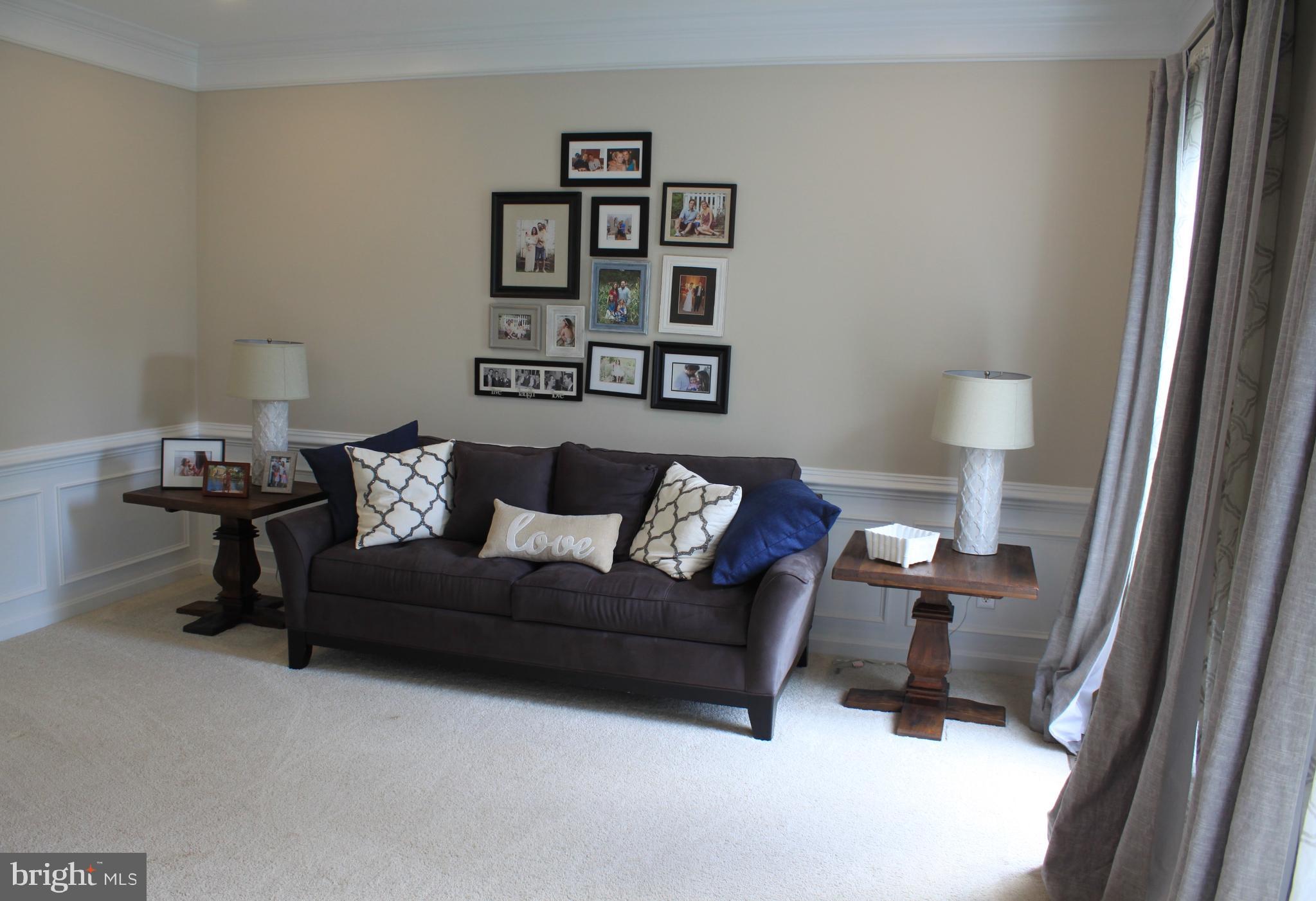 97 Clover Road Ivyland, PA 18974 - Photo 14 of 55 Living Room