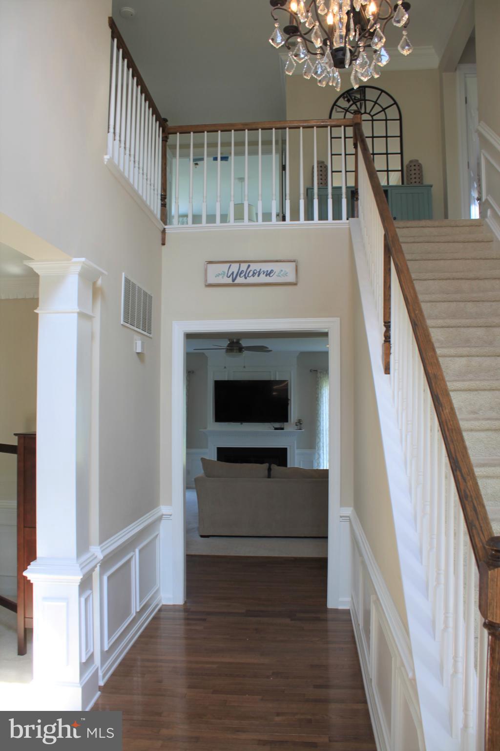 97 Clover Road Ivyland, PA 18974 - Photo 5 of 55 Front Foyer