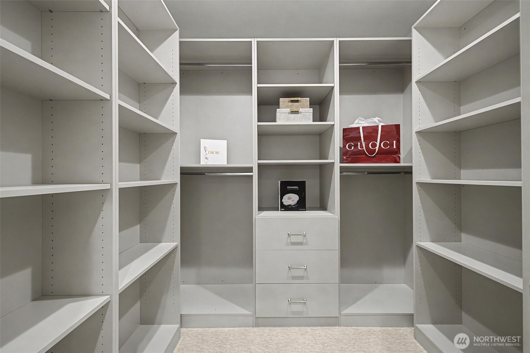 14515 Southeast 20th Place Bellevue, WA 98007 - Photo 13 of 21