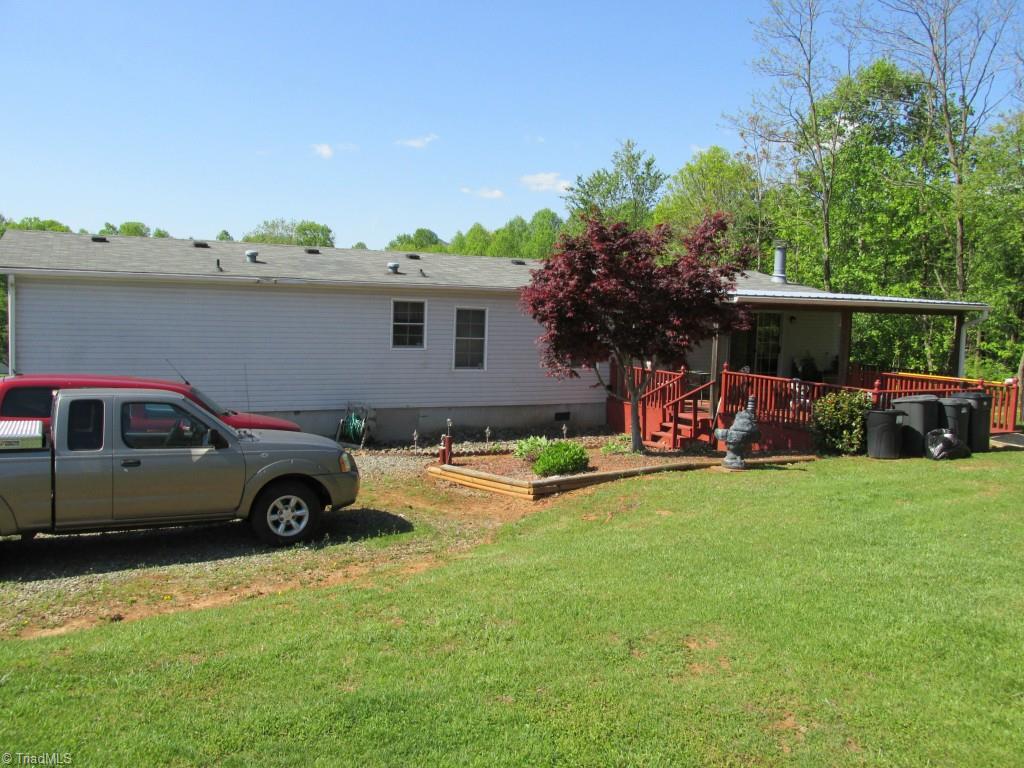 3862 Volunteer Road Pinnacle, NC 27043 - Photo 2 of 12