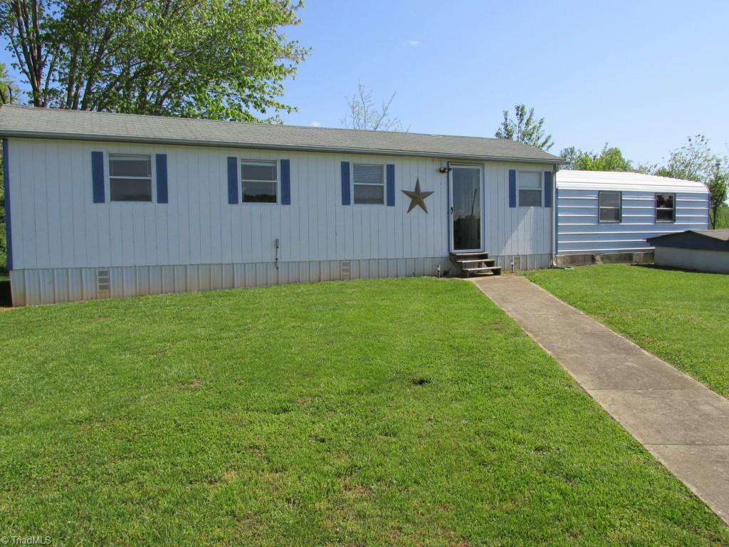 3862 Volunteer Road Pinnacle, NC 27043 - Photo 3 of 12