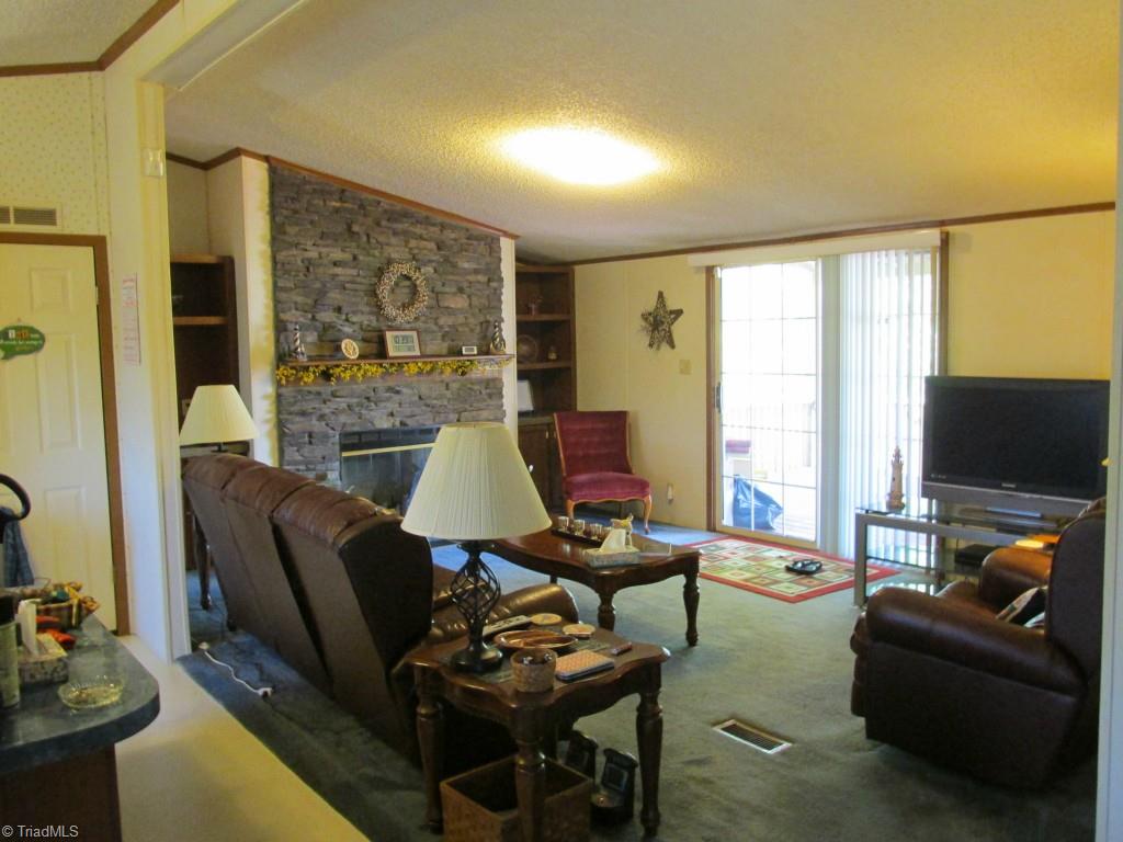 3862 Volunteer Road Pinnacle, NC 27043 - Photo 8 of 12