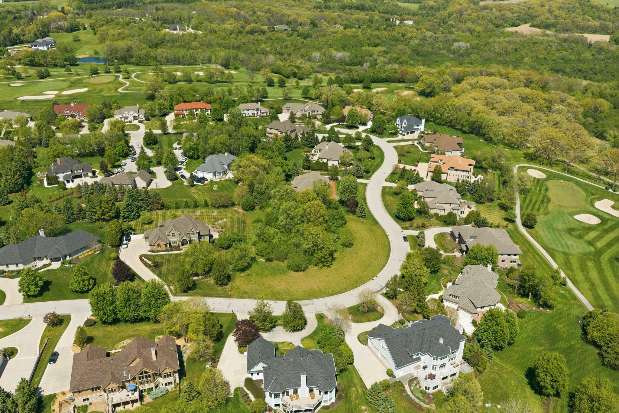 134 Legend Way Wales, WI 53183 - Photo 6 of 14 134 Legend Way, Wales-11