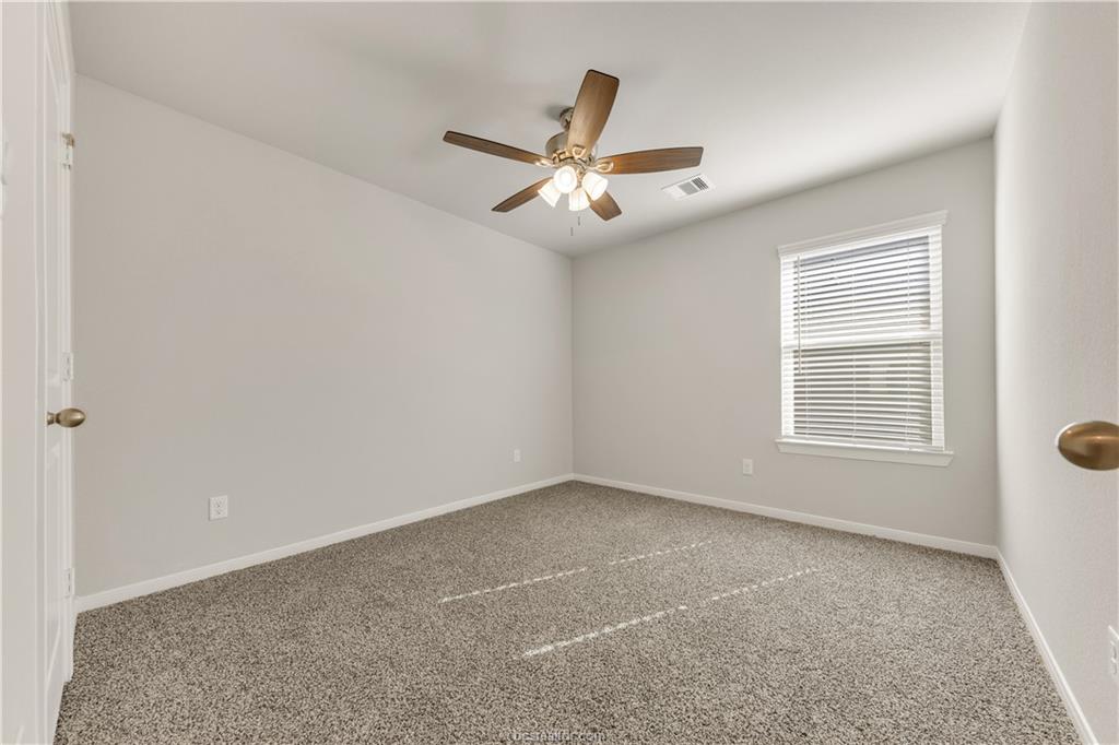 5350 Samuel Run Bryan, TX 77807 - Photo 11 of 14