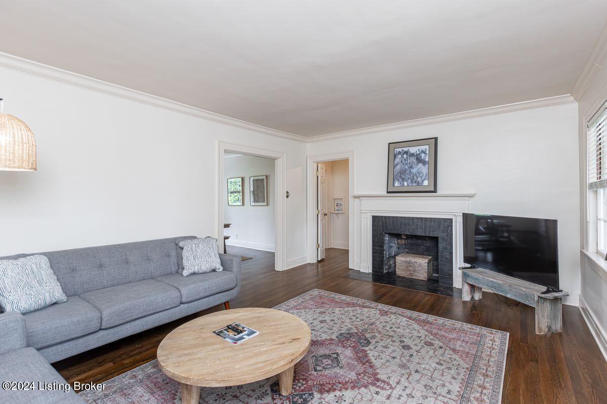 1411 Fontaine Road, Unit 202 Lexington, KY 40502 - Photo 11 of 24 photo_online_004