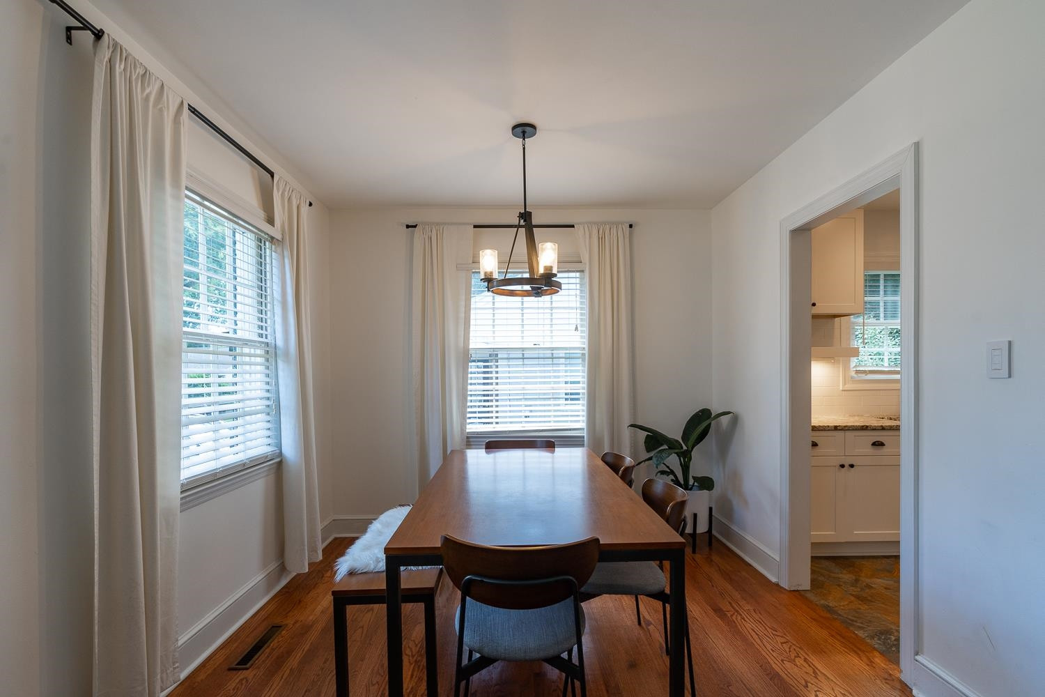 1932 Fairfield Drive Raleigh, NC 27608 - Photo 5 of 28 Photo 5