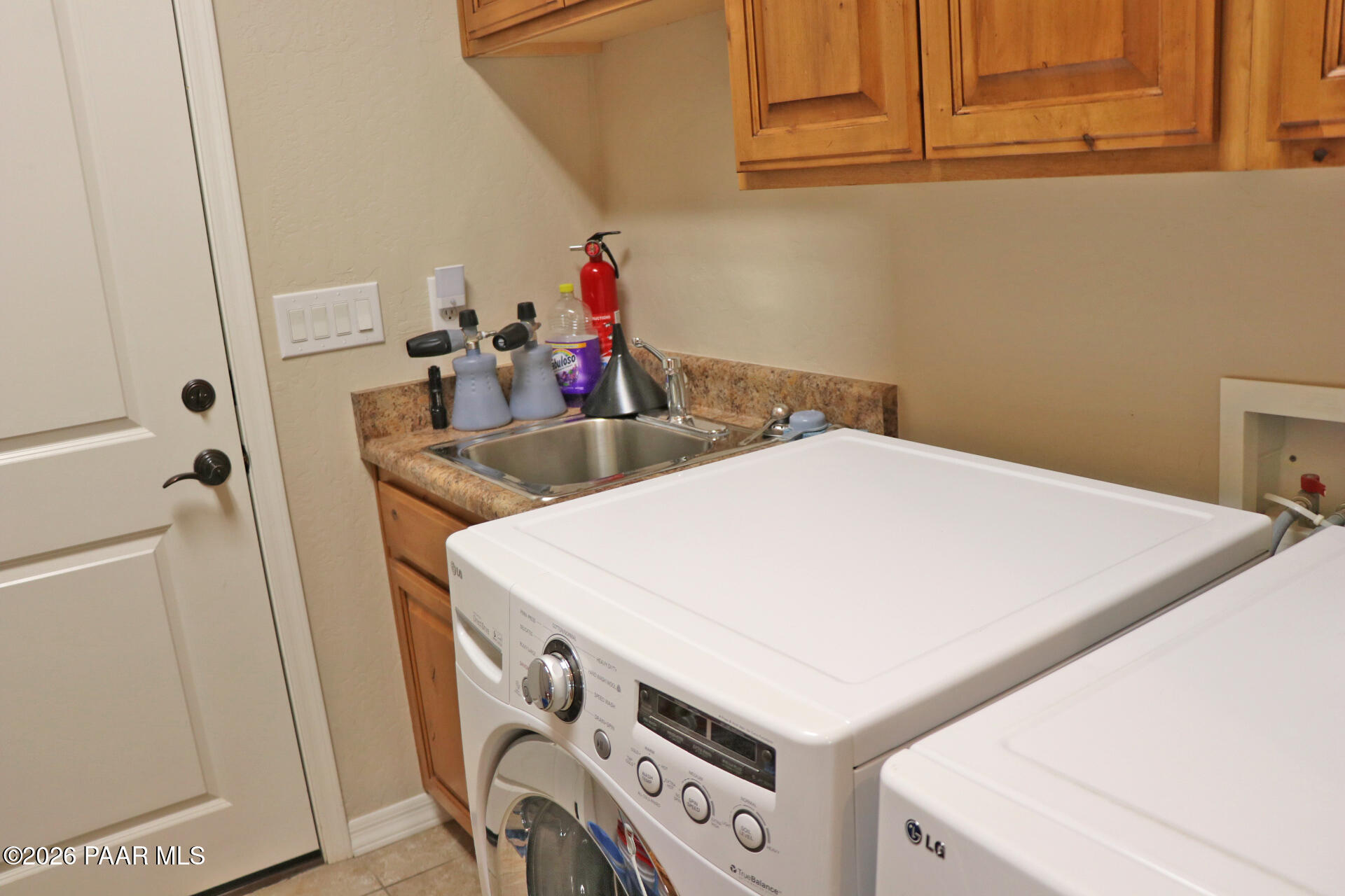 7051 Dillon Wash Road Prescott, AZ 86305 - Photo 37 of 43 Davis IntLaundry