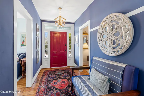$2,250,000 | 819 Broad Street, Beaufort, NC 28516