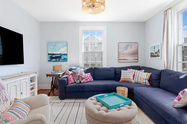 $2,250,000 | 819 Broad Street, Beaufort, NC 28516