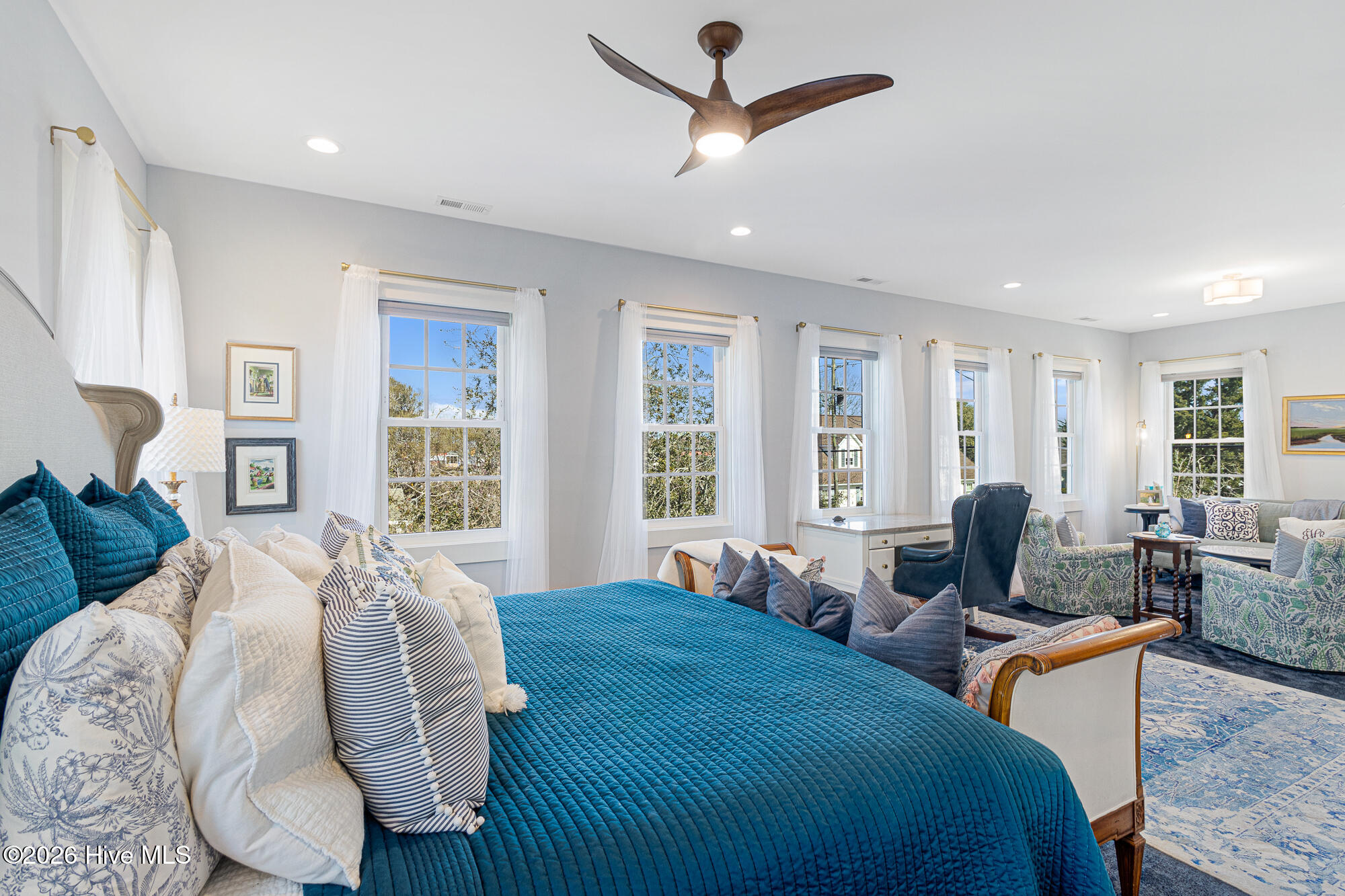 819 Broad Street Beaufort, NC 28516 - Photo 25 of 61 Primary Bedroom
