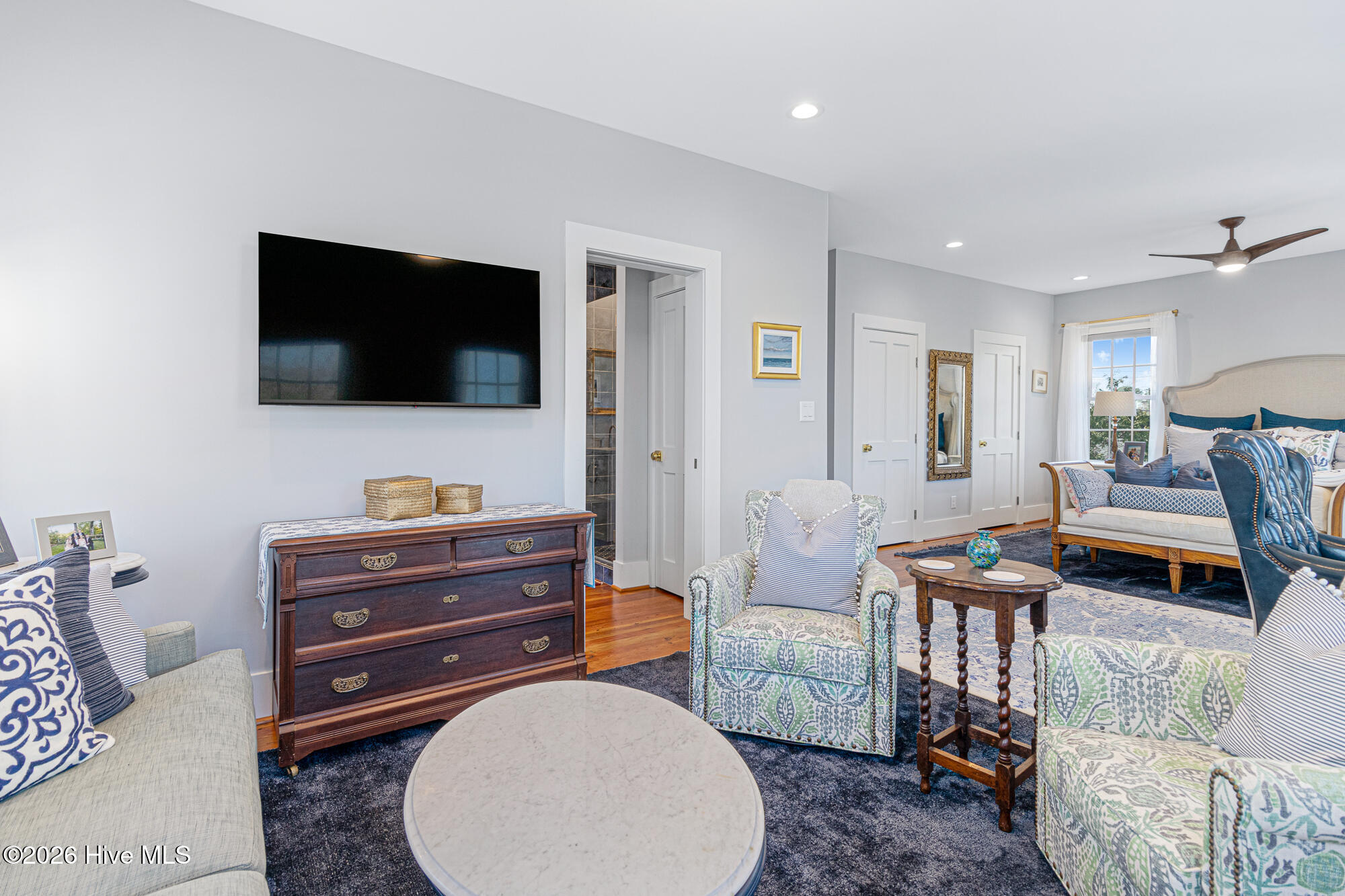 819 Broad Street Beaufort, NC 28516 - Photo 26 of 61 Sitting Area in Primary Bedroom