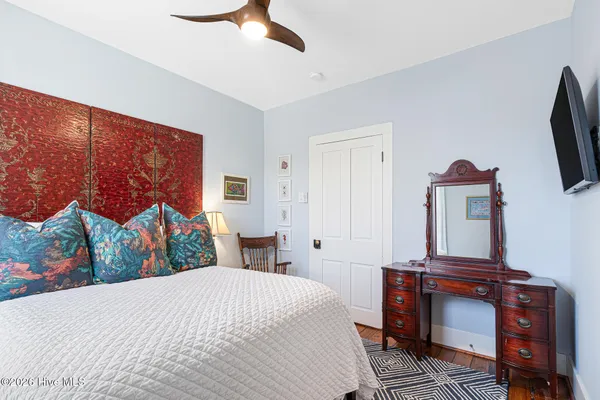$2,250,000 | 819 Broad Street, Beaufort, NC 28516