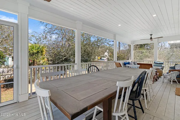 $2,250,000 | 819 Broad Street, Beaufort, NC 28516