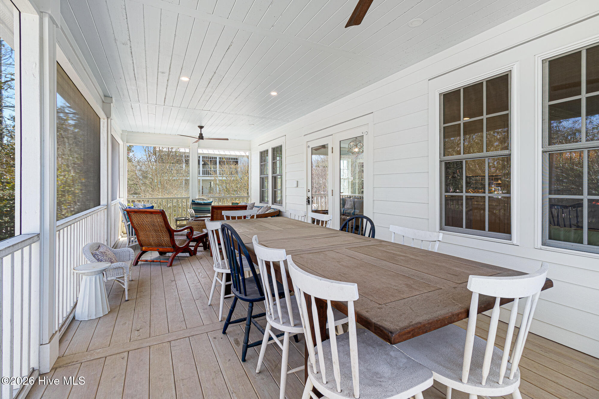 819 Broad Street Beaufort, NC 28516 - Photo 7 of 61 Screened Porch