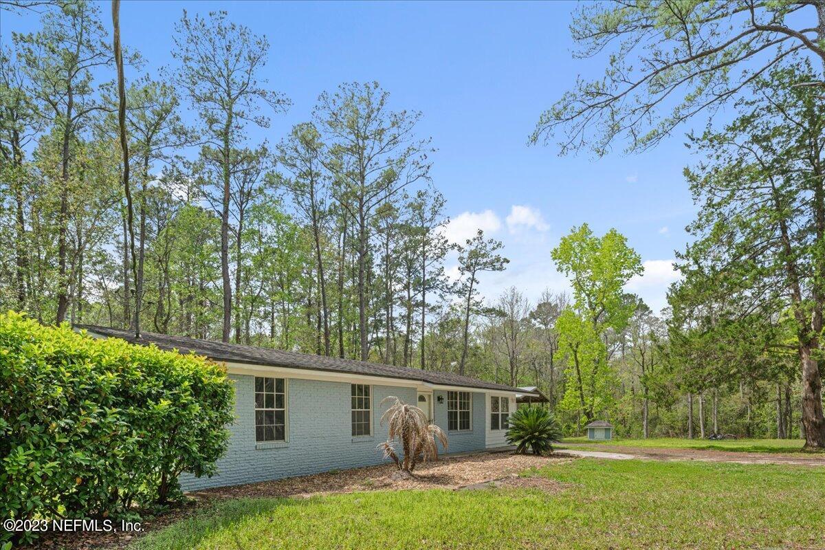 2239 Craven Road Green Cove Springs, FL 32043 - Photo 4 of 19 01-JWLeePhoto-7698