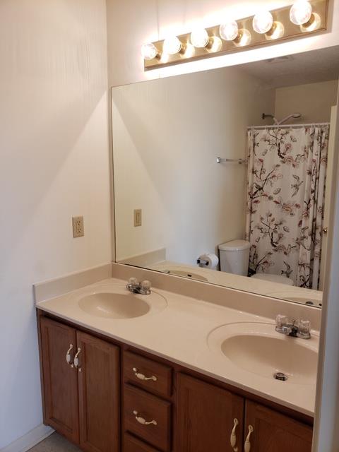 2013 Forest Ridge Trail Columbia, TN 38401 - Photo 18 of 19 Master Bath with double vanity