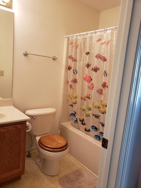 2013 Forest Ridge Trail Columbia, TN 38401 - Photo 8 of 19 Guest Bath
