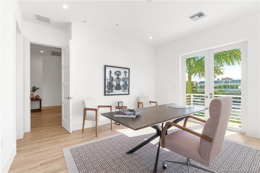 55 Southeast Seminole Street, Unit 1A Stuart, FL 34994 - Photo 36 of 84