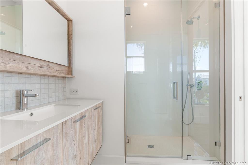 55 Southeast Seminole Street, Unit 1A Stuart, FL 34994 - Photo 41 of 84