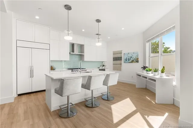 $2,100,000 | 55 Southeast Seminole Street, Unit 1A, Stuart, FL 34994