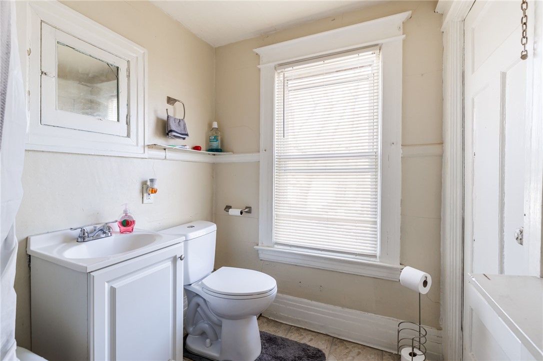 1074 Exchange Street Rochester, NY 14608 - Photo 6 of 24