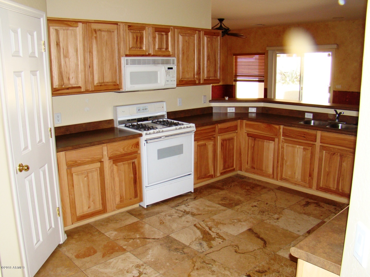 15720 West Boca Raton Road Surprise, AZ 85379 - Photo 8 of 18 kitchen