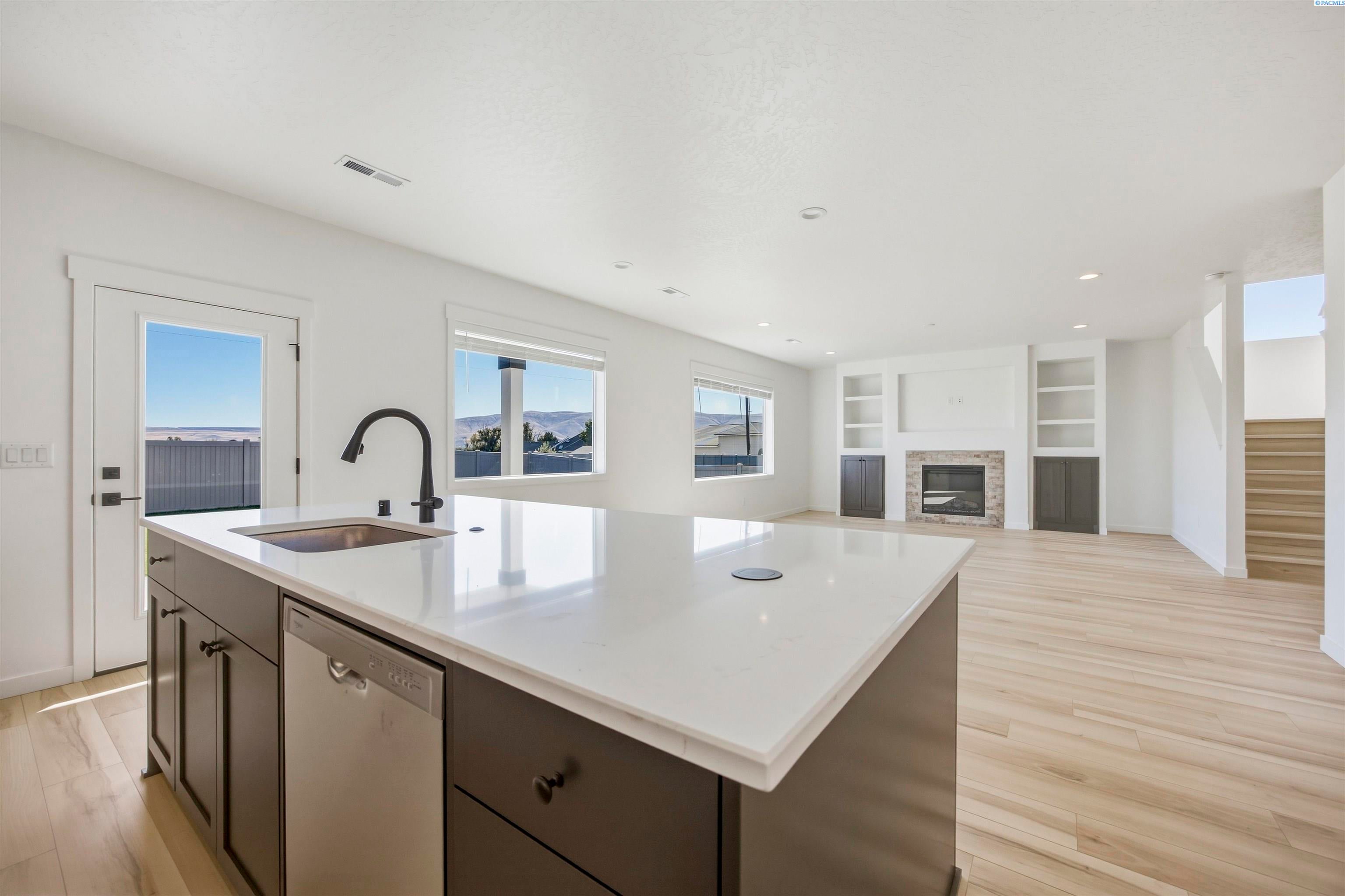 128 Scott Road Prosser, WA 99350 - Photo 4 of 38 Gallery Image 4