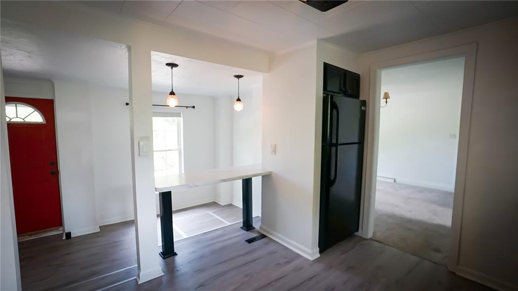210 Evans City Road Butler, PA 16001 - Photo 3 of 25 Gallery Image 3