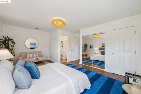 $949,000 | 7406 Circle Hill Drive, Oakland, CA 94605