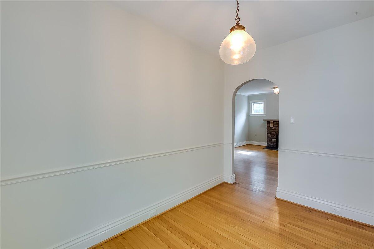 1041 Fontaine Road Lexington, KY 40502 - Photo 15 of 39 11-2-5