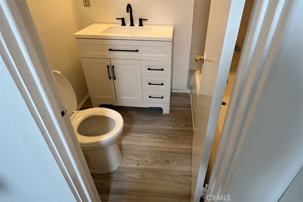 1007 East Maple Street, Unit 5 Pasadena, CA 91106 - Photo 7 of 7