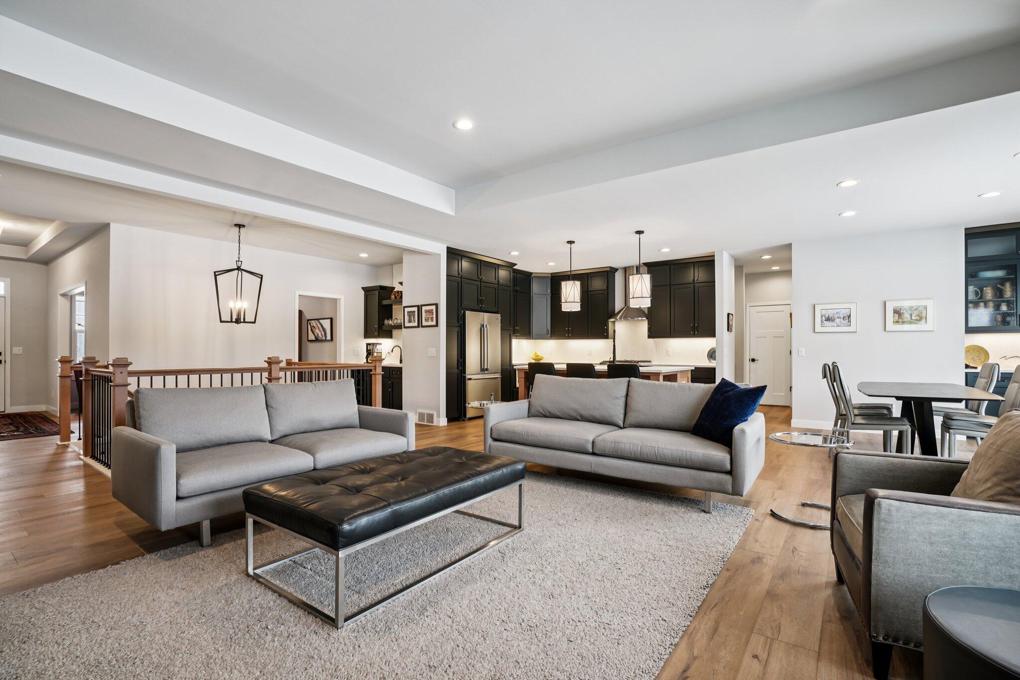10620 Coneflower Court Mequon, WI 53097 - Photo 11 of 61 Living Room
